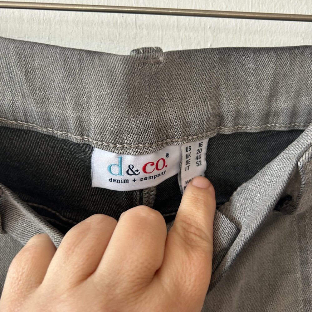 d&co Pull on Jeans Womens 16 Gray pockets Wide Leg Ankle Pants - Picture 4 of 6